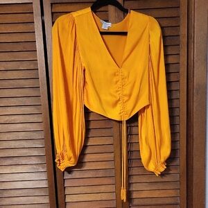 Cupcakes And Cashmere Cropped Flowy Top